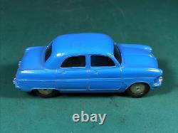 VTG Corgi Toys 200M Mechanical Ford Consul Car Light Blue Motor Works