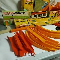 VTG Toys Hot Wheels Sky Show Drag Stunt Action Super Charger Launcher LOT TRACKS