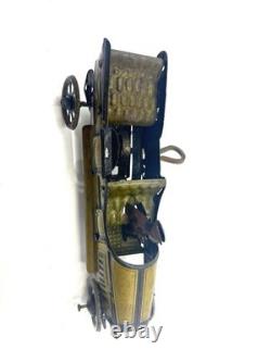 Very Rare Antique German Tin Penny Windup Car. Runs Great