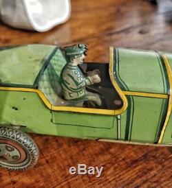 Very Rare Antique Vintage Tin Plate Racing Car Wells C1930 Driver Clockwork Key