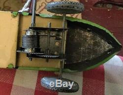 Very Rare Antique Vintage Tin Plate Racing Car Wells C1930 Driver Clockwork Key