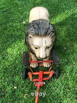 Very Rare Vintage 1950s Triang Lines Bros Pull along Lion walker- Pedal Car Leo
