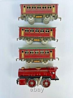 Vintage 1920-30s IVES Wind up Train Red Engine & 3 Passenger Cars set, USA, Works