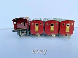 Vintage 1920-30s IVES Wind up Train Red Engine & 3 Passenger Cars set, USA, Works