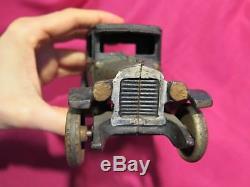 Vintage 1928 Arcade cast iron chevy coupe improved utility chevrolet toy car