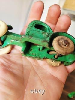 Vintage 1930's Arcade Cast Iron Car Carrier / Hauler Truck with 4 Cars