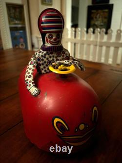 Vintage 1930's Ayjay Metal Products Wind-Up Bumper Clown Car Works