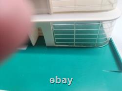 Vintage 1961 Lesney Matchbox MG-1 BP Service Station with Pumps 2 Vehicles Sign
