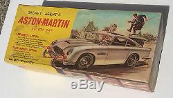 Vintage 1965 Gilbert James Bond 007 Aston Martin battery car tin original box
