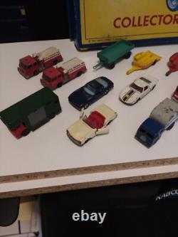 Vintage 1966 Lesney Official Matchbox Collector's Case N0 41 w Cars and Trucks