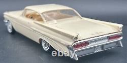 Vintage AMT 1959 Pontiac Bonneville Hardtop 1/25 Scale Model Dealer Promotional