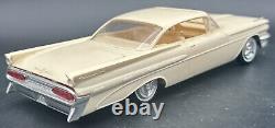 Vintage AMT 1959 Pontiac Bonneville Hardtop 1/25 Scale Model Dealer Promotional