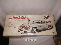 Vintage ASC Aoshin Japan Battrey Tin Toy Car Aston-Martin James Bond 007 Box Pak