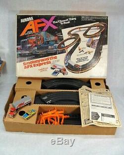 Vintage Aurora Afx Smokey And The Afx Express Slot Car Set