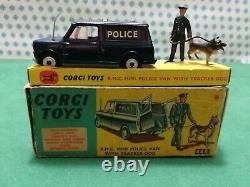 Vintage B. M. C. Mini Police Van With Tracker Dog 1/43 Corgi toys 448 Nmib