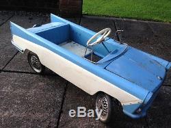 Vintage BMC Morris farina Pedal Car