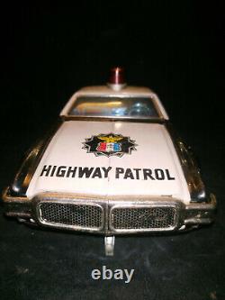 Vintage Battery Operated Highway Patrol Tin Plate Table Toy Car With Box 1960