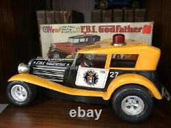 Vintage C 1960s Taiyo FBI Godfather Battery Op Bump N Go Japan Tin Car Working