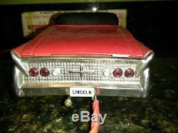 Vintage CRAGSTAN Battery 1960s Lincoln Convertible Car with Retractable Top Tin