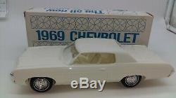 Vintage Chevrolet Dealer Promo Toy Model 1969 Impala SS Hard Top White Car & Box