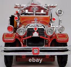 Vintage Classic Antique Red Fire Engine Truck Metal Dream Model Car Pickup Promo