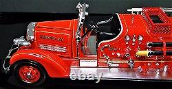 Vintage Classic Antique Red Fire Engine Truck Metal Dream Model Car Pickup Promo