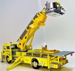 Vintage Classic Antique Red Fire Engine Truck Metal Tower Model Car Pickup Promo