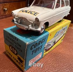 Vintage Corgi Toys MIB Ford Zephyr Motorway Patrol No. 419