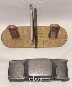 Vintage Dai Cast Car Fiat 1800 Corgi Toys & Esso Petrol Station Dinky England