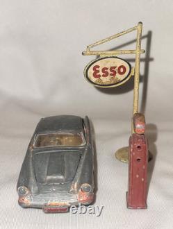 Vintage Dai Cast Car Fiat 1800 Corgi Toys & Esso Petrol Station Dinky England