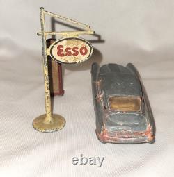 Vintage Dai Cast Car Fiat 1800 Corgi Toys & Esso Petrol Station Dinky England
