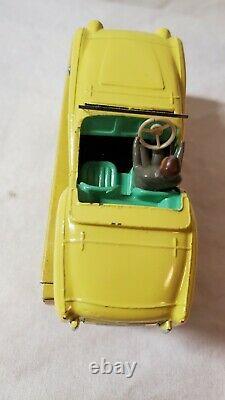 Vintage Dinky Toys 105 Triumph TR2 With Box Excellent Condition Nice