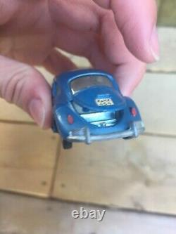 Vintage Dinky Toys Car 129 Volkswagen VW Beetle 1300 sedan painted silver base