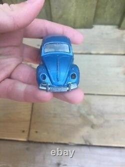 Vintage Dinky Toys Car 129 Volkswagen VW Beetle 1300 sedan painted silver base