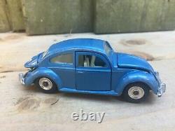 Vintage Dinky Toys Car 129 Volkswagen VW Beetle 1300 sedan painted silver base