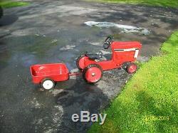 Vintage Ertl Ih 1086 Red Metal Pedal Car Farm Tractor Heavy Duty With Trailer