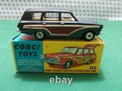 Vintage Ford Consul Cortina Super Estate Car 1/43 Corgi toys 491 MIB