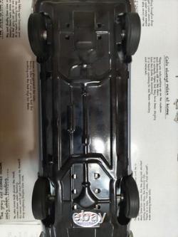 Vintage Ichiko Mercedes Benz 300SE Tinplate Toy Car Made in Japan Collectible