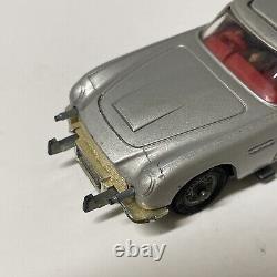 Vintage James Bond 007 Aston Martin DB5 Corgi Toys Car Silver Vehicle