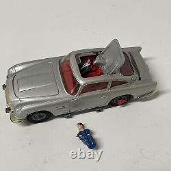 Vintage James Bond 007 Aston Martin DB5 Corgi Toys Car Silver Vehicle