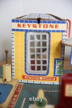 Vintage Keystone Toys Garage Service Gas Station Bus car playset gas pumps