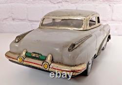 Vintage Kosuge Marusan 1953 Buick Roadmaster non Friction Tin Car