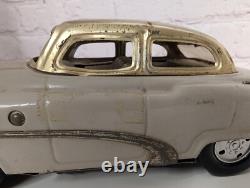Vintage Kosuge Marusan 1953 Buick Roadmaster non Friction Tin Car