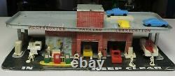 Vintage Marx Tin Litho Gas Station Building & Accessories Pumps Cars Trucks Men