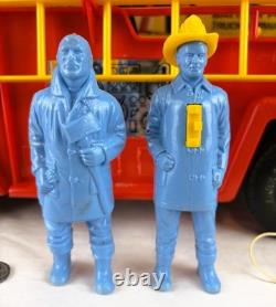Vintage Marx Toys The Big Alarm Fire Truck Engine No 7 with Box & Figures 5140