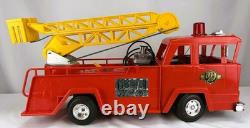 Vintage Marx Toys The Big Alarm Fire Truck Engine No 7 with Box & Figures 5140