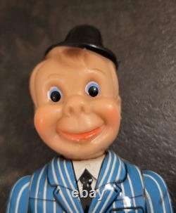 Vintage Mego Sunday Driver Car With Box Tin Litho Battery Operated Beautiful