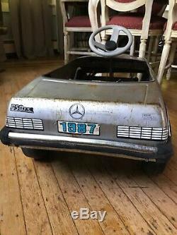 Vintage Mercedes Benz metal pedal child car