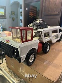 Vintage Mighty Tonka Car Carrier Red White Pressed Steel Toy Truck 31 vtg metal