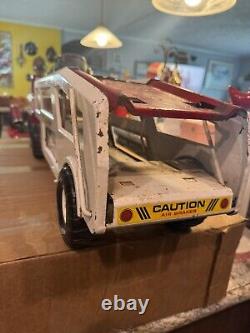 Vintage Mighty Tonka Car Carrier Red White Pressed Steel Toy Truck 31 vtg metal